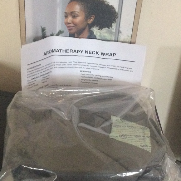Aromatherapy Neck/Shoulder Hot Cold Wrap NWT - Picture 4 of 4